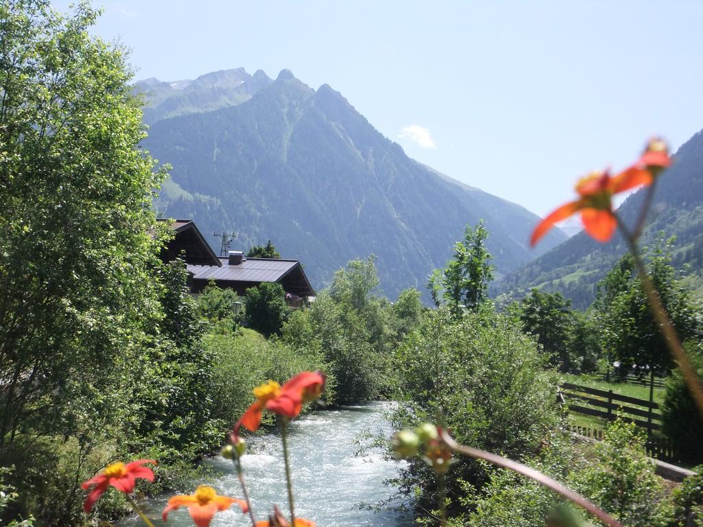 Apart-Pension Oberreiter Fusch an der Grossglocknerstrasse Buitenkant foto